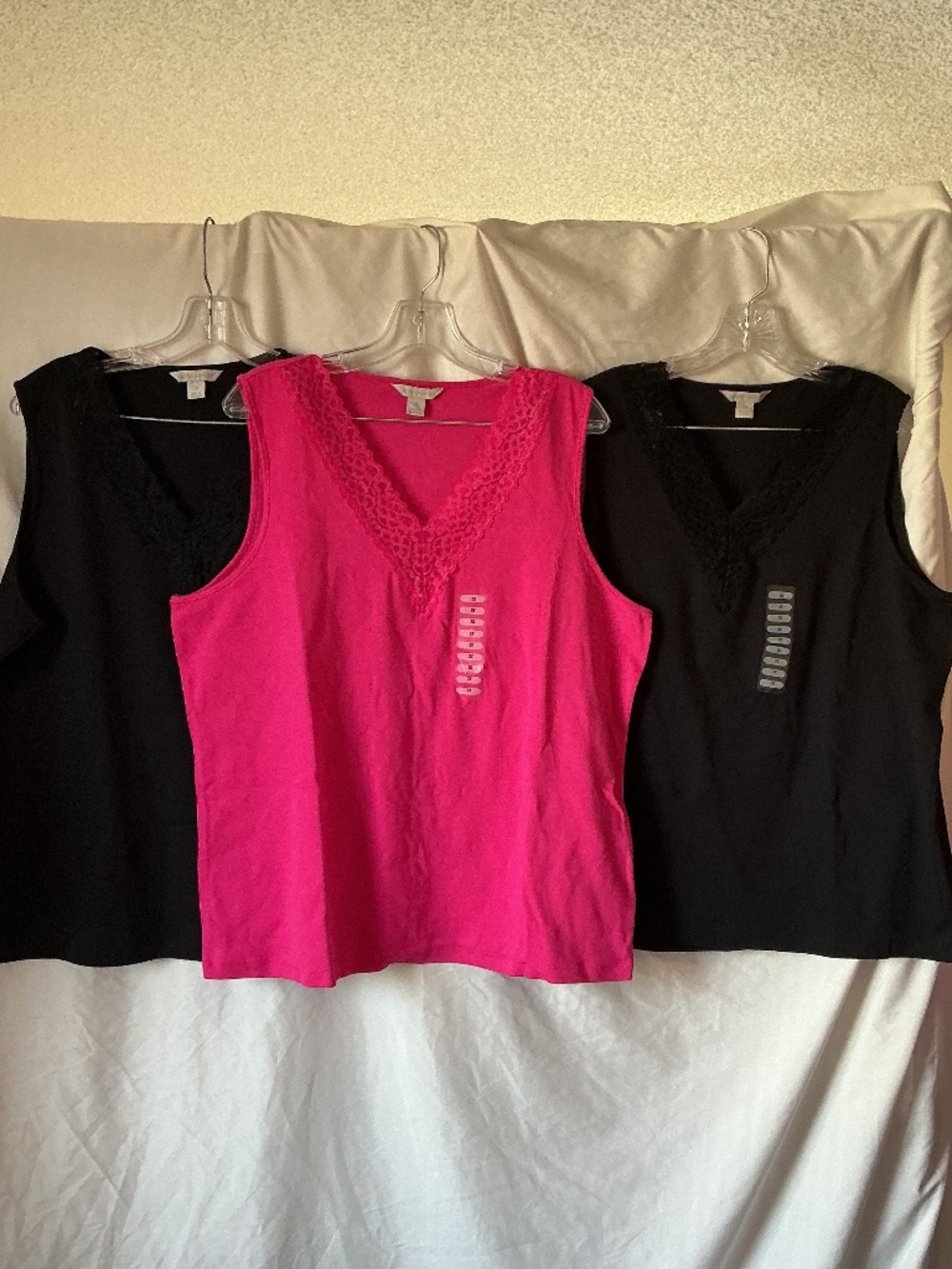Bundle of 3 Laura Ashley NWOT Tank Top size 2X.